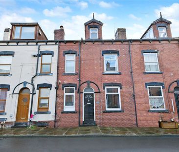 25, Whingate Grove, Leeds, West Yorkshire, LS12 3RD - Photo 6