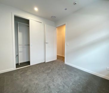 Luxury Apartment with backyard. - Photo 2