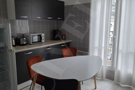 Appartement à louer à Paris 8Ème - Photo 4