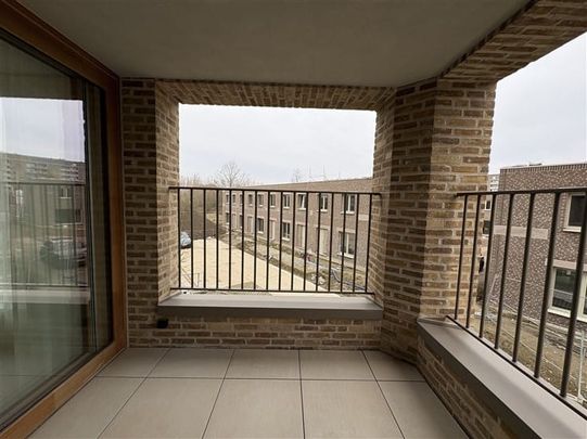 Appartement te huur - Photo 1