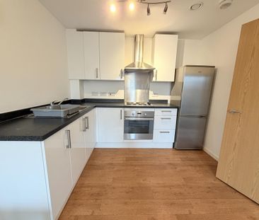 1 bedroom flat to rent - Photo 4