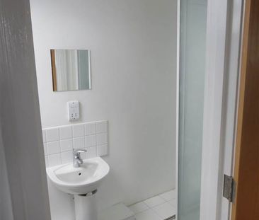 7 Kingsway Court, Dunmurry, BT17 9SE - Photo 5