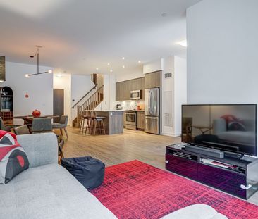 For Lease - 36 Bruyeres Mews Unit# TH06, Toronto, Ontario - Photo 3