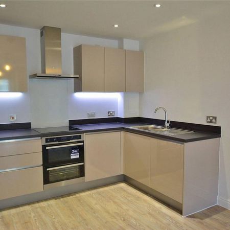 1 bedroom flat to rent - Photo 3