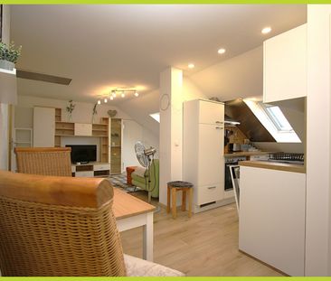 Sehr muckelig! Möblierte Dachgeschosswohnung sofort frei! - Photo 2