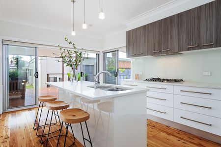 15 Shelley St, Georgetown NSW 2298 - House For Rent | Domain - Photo 3