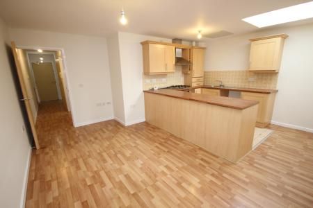 Caxton Court, Staffordshire, Burton upon Trent, DE14 - Photo 4