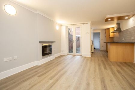 1 bedroom apartment to rent - Photo 2