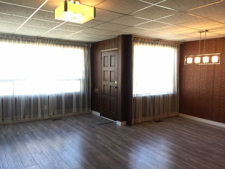 For Lease - 1054 East Avenue, Mississauga, Ontario - Photo 5