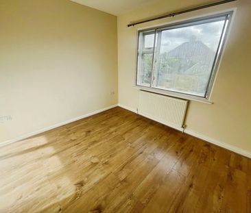 3 bedroom House To Let - Photo 6