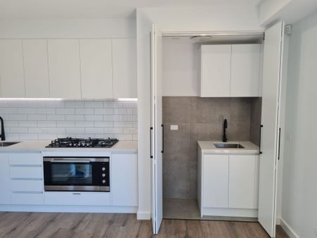 Prestige 3bed Townhouse - Photo 3
