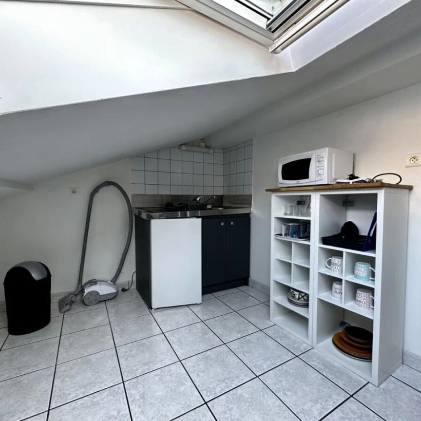 VILLENEUVE SUR LOT, studio meublé d'environ 21,11 m2 proche - Photo 1