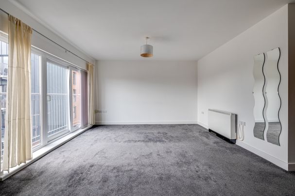 Queens Road, Chester - Photo 1