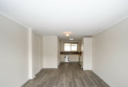 Renovated 2 Bedroom Unit with OCEAN VIEWS!!! - Photo 5