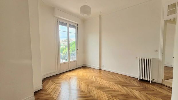 Location Appartement 4 pièces 97m² CANNES 06400 - Photo 1