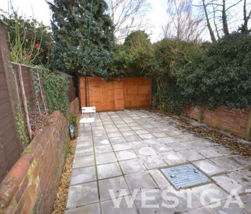 4 Bed - Highgrove Street, Reading - Photo 4