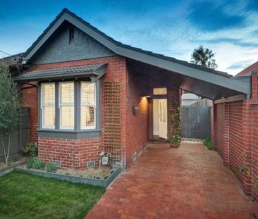 21 Normanby Road, Caulfield North VIC 3161 - House For Rent | Domain - Photo 1