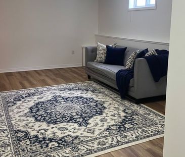 For Lease - 111 Lincoln Place, London South, Ontario - Photo 2