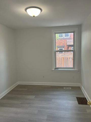 For Lease - 2148 Coronation Boulevard Unit# Main, Cambridge, Ontario - Photo 2