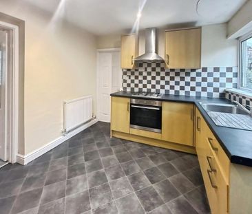 3 bedroom terraced house to rent - Photo 5