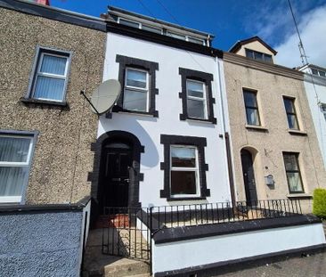 *6 Bed Student Accommodation*, 4 Marlborough Terrace, Derry - Photo 1