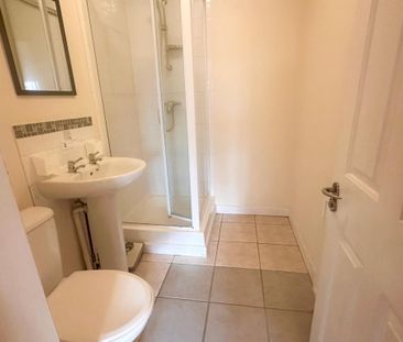 2 bedroom maisonette to rent - Photo 6