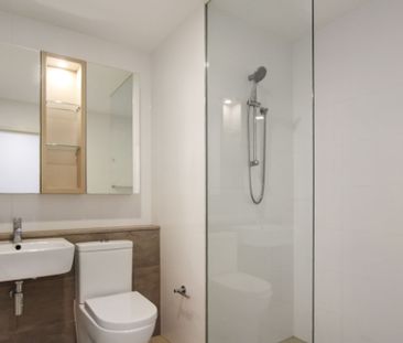 Beautiful One Bed with Large Study Room and Balcony! Ready Now! - Photo 4