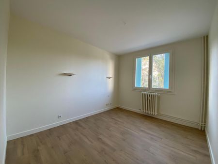 Location Appartement 3 pièces 59m² VALENCE 26000 - Photo 2