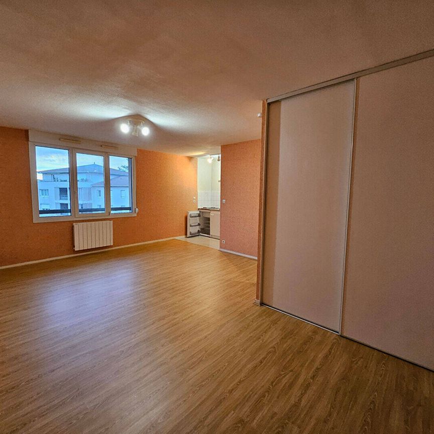 Location appartement 1 pièce 33.16 m² à Bourg-en-Bresse (01000) - Photo 1