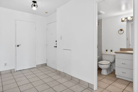 Appartement à louer - Brossard (Noms de rues (P)) Appartement à louer - Brossard (Noms de rues (P)) - Photo 2