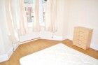 2 Bed - Simonside Terrace, Heaton - Photo 5