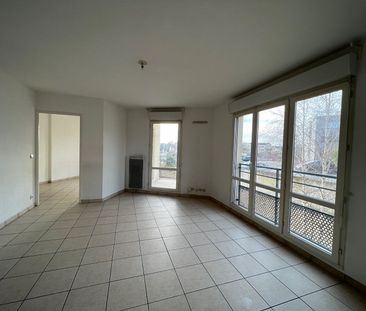 Location Appartement 2 pièces 41m² - Photo 2