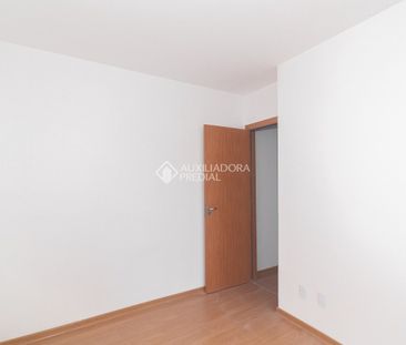 Apartamento com 2 quartos e 56m² para alugar em Camaquã, Porto Alegre. - Foto 1