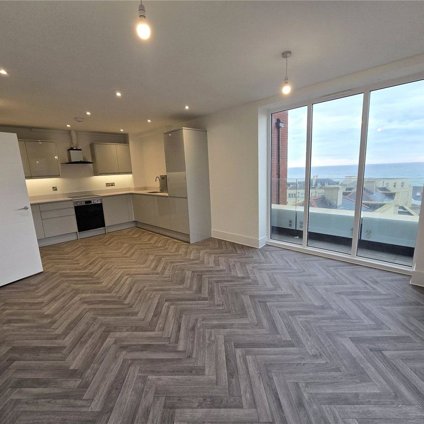 2 bedroom apartment to rent Monument Way, St. Leonards-on-Sea, East Sussex, TN38 - Photo 1