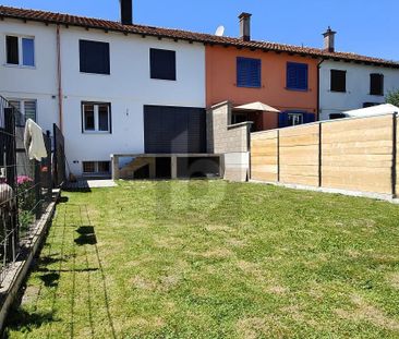 TOP MODERN IN FAMILY-FRIENDLY LOCATION - Photo 4