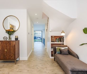 3 bedroom terraced house to rent - Photo 6