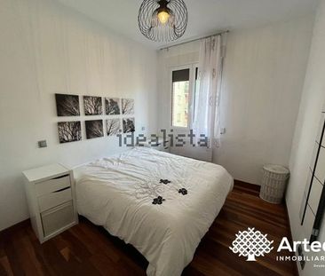 Alquiler de piso en Calle General Concha - Photo 2