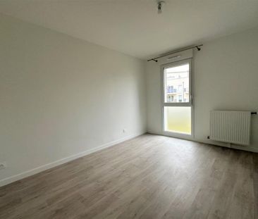 Location Appartement 4 pièces 80m² LUISANT 28600 - Photo 6