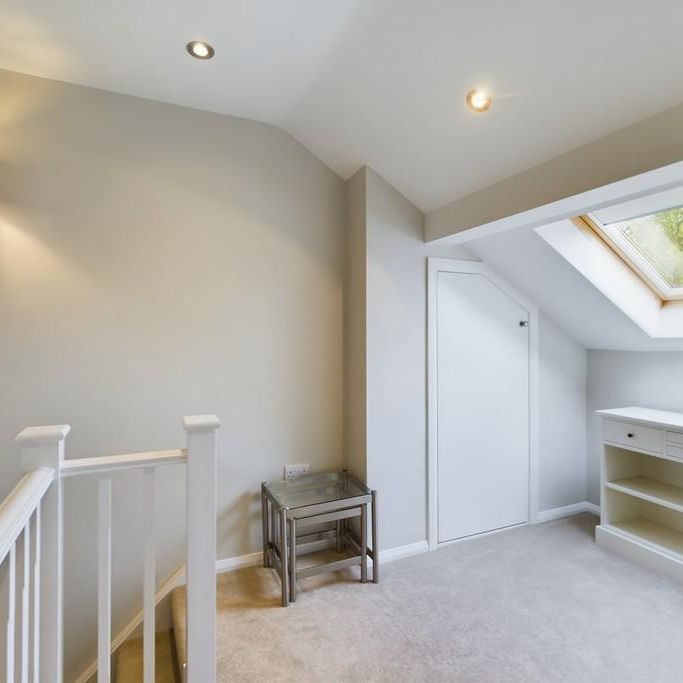 3 bedroom end of terrace house to rent - Photo 1