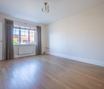 4 bedroom detached house to rent - Photo 1