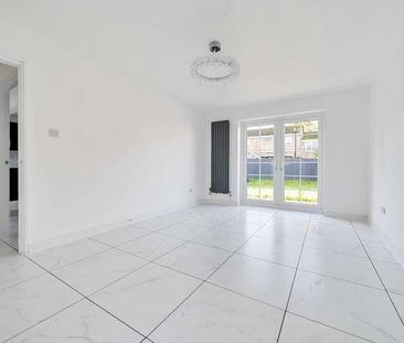 Birch Hill, Berkshire, RG12 - Photo 1