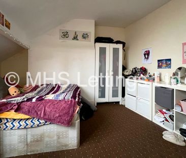 4 Bedroom Mid Terraced House for rent in Wrangthorn Place - Photo 3