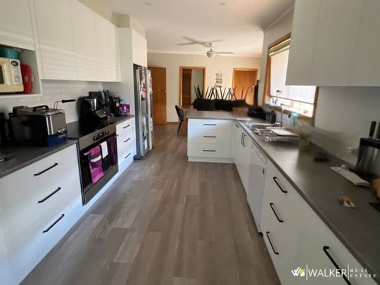 $410.00 per week - Photo 1