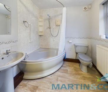 2 bedroom terraced house to rent - Photo 6