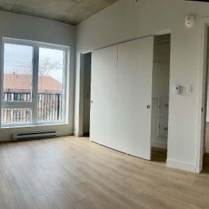 Condo Neuf 2 Chambres à Louer / Brand New 2-Bedroom Condo for Rent - Photo 2