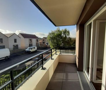 location Appartement T3 DE 65.12m² À MONTLHERY - Photo 2