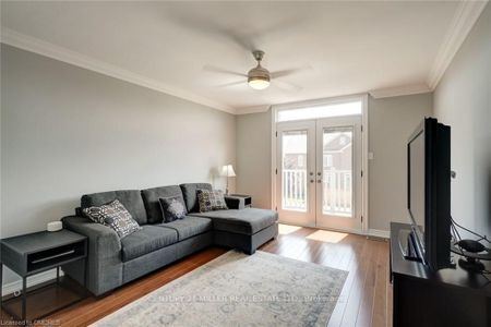 Detached Home For Lease | X8131042 - Photo 2