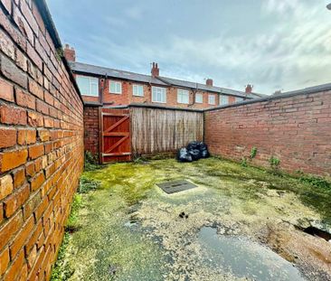 2 Bedroom Terrace House to Rent in Ashton - Photo 2