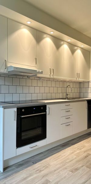 Nyrenoverad 2:a Svartbrödragatan 5, Skara - Photo 1