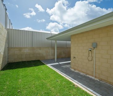 DUAL KEY LIVING - MAIN HOUSE - Photo 5